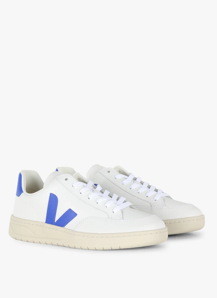 Veja V-12 - Lage Sneakers Met Vetersluiting | Wit 4 Veja V-12 - Lage Sneakers Met Vetersluiting | Wit - Afbeelding 2