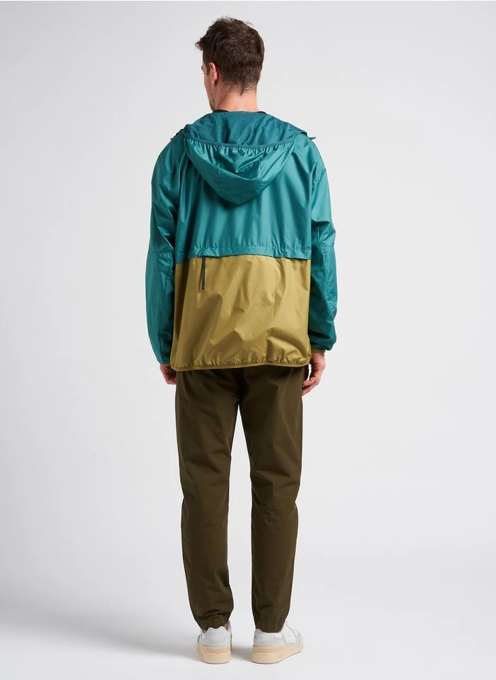 Lacoste Lage, Tweekleurige Schoenen Van Gemengd Leer | Wit 15 Lacoste Lage, Tweekleurige Schoenen Van Gemengd Leer | Wit - Afbeelding 13